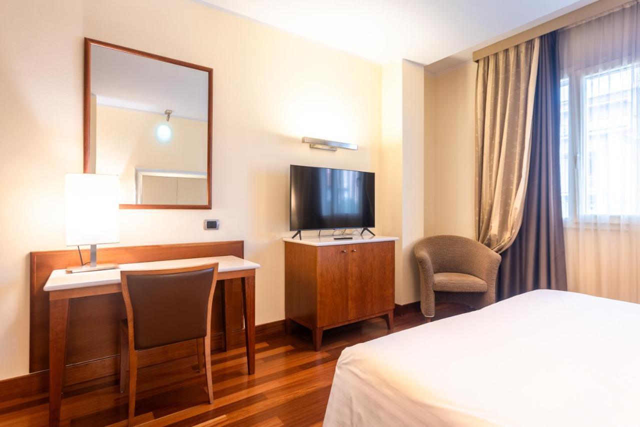 Hotel Airone - Ombrellone Incluso Al Bagno Dolce Vita A Marina Dal 1 Giugno Al 15 Settembre 그레세토 외부 사진