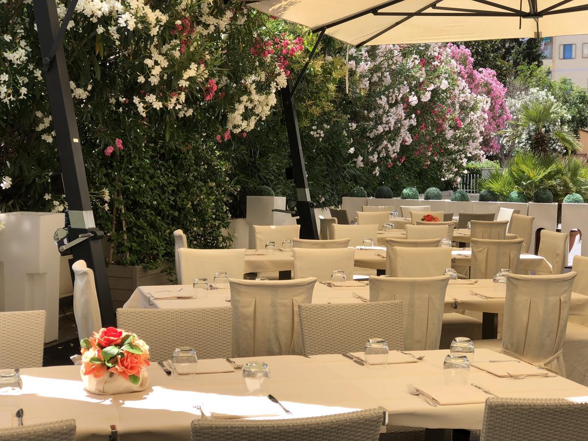 Hotel Airone - Ombrellone Incluso Al Bagno Dolce Vita A Marina Dal 1 Giugno Al 15 Settembre 그레세토 외부 사진